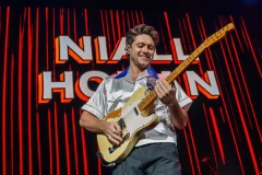 Nial-Horan-Jingle-Ball-23-Tampa-5