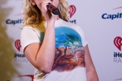 Zarra-Firestick-Jingle-Ball-23-Tampa-4-DeNoiseAI-clear