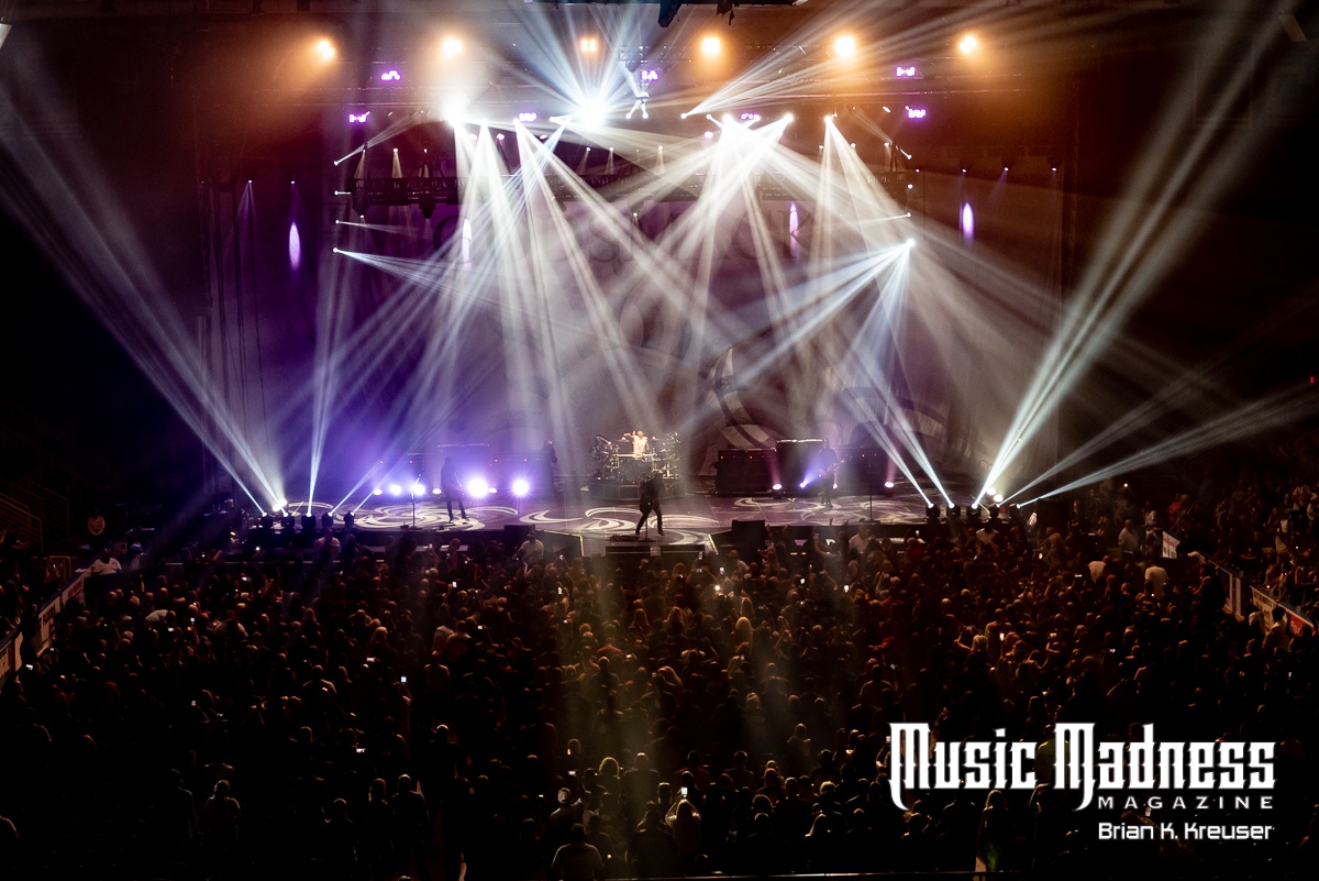Godsmack And Halestorm Rocked Hertz Arena To It S Core Music Madness Magazine Something wrong, something right, something missing something black, something light, something different don't you ever feel you need to speak to me that way? godsmack and halestorm rocked hertz arena to it s core music madness magazine